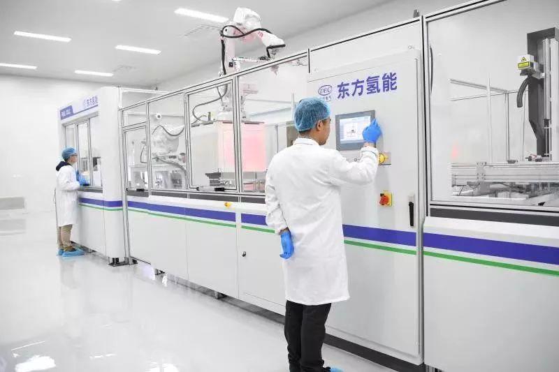 東方氫能走在燃料電池汽車示范推廣的前列 東方氫能走在燃料電池汽車示范推廣的前列