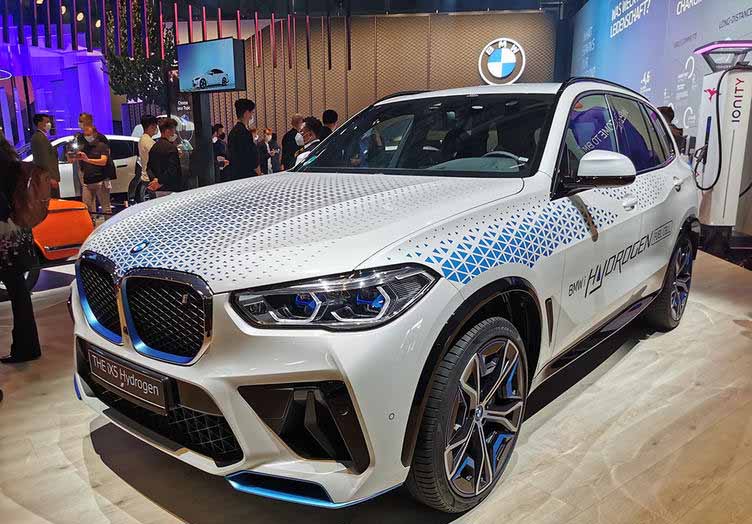 與豐田共同研發,寶馬首款氫燃料電池SUV iX5 Hydrogen亮相.jpg 與豐田共同研發,寶馬首款氫燃料電池SUV iX5 Hydrogen亮相.jpg
