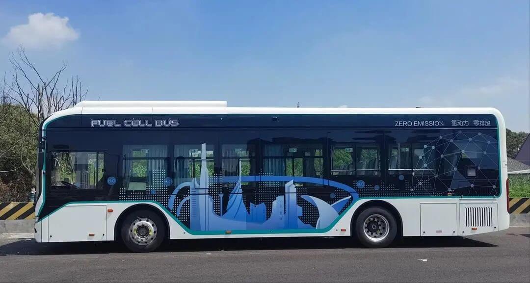 上海氫能公交即日起在臨港運營，可使用數字人民幣乘車.jpg