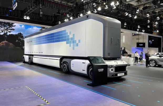 現代Trailer Drone概念卡車亮相,拉貨能手.jpg 現代Trailer Drone概念卡車亮相,拉貨能手.jpg