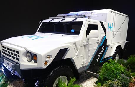 現(xiàn)代汽車“氫+電”前瞻技術(shù)及產(chǎn)品亮相進(jìn)博會(huì).jpg 現(xiàn)代汽車“氫+電”前瞻技術(shù)及產(chǎn)品亮相進(jìn)博會(huì).jpg