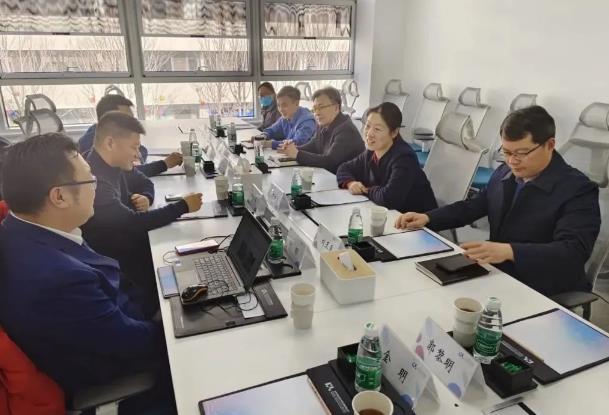 金湖縣縣委副書記萬旭東一行走訪北京科潤氫能科技有限公司.jpg