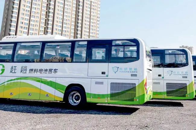 發(fā)車!新研氫能助推北京經(jīng)開區(qū)首批20臺(tái)氫能客車商業(yè)化運(yùn)營(yíng)-3.jpg